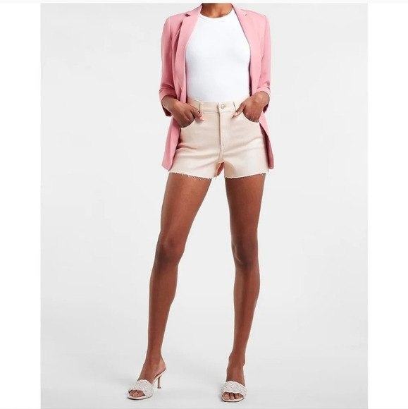 💚5/$25 Express Super High Waisted Coated Mom Shorts - Pale Pink - Size 6 Cotton - Picture 1 of 7